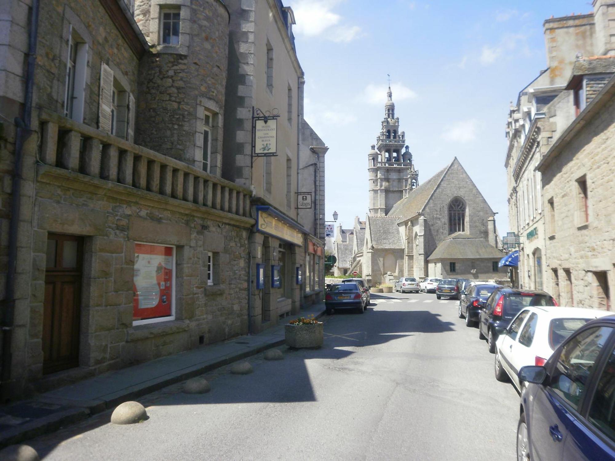 Logis Hotel Les Chardons Bleus Restaurant Le Bistrot De La Mer Roscoff Exteriör bild