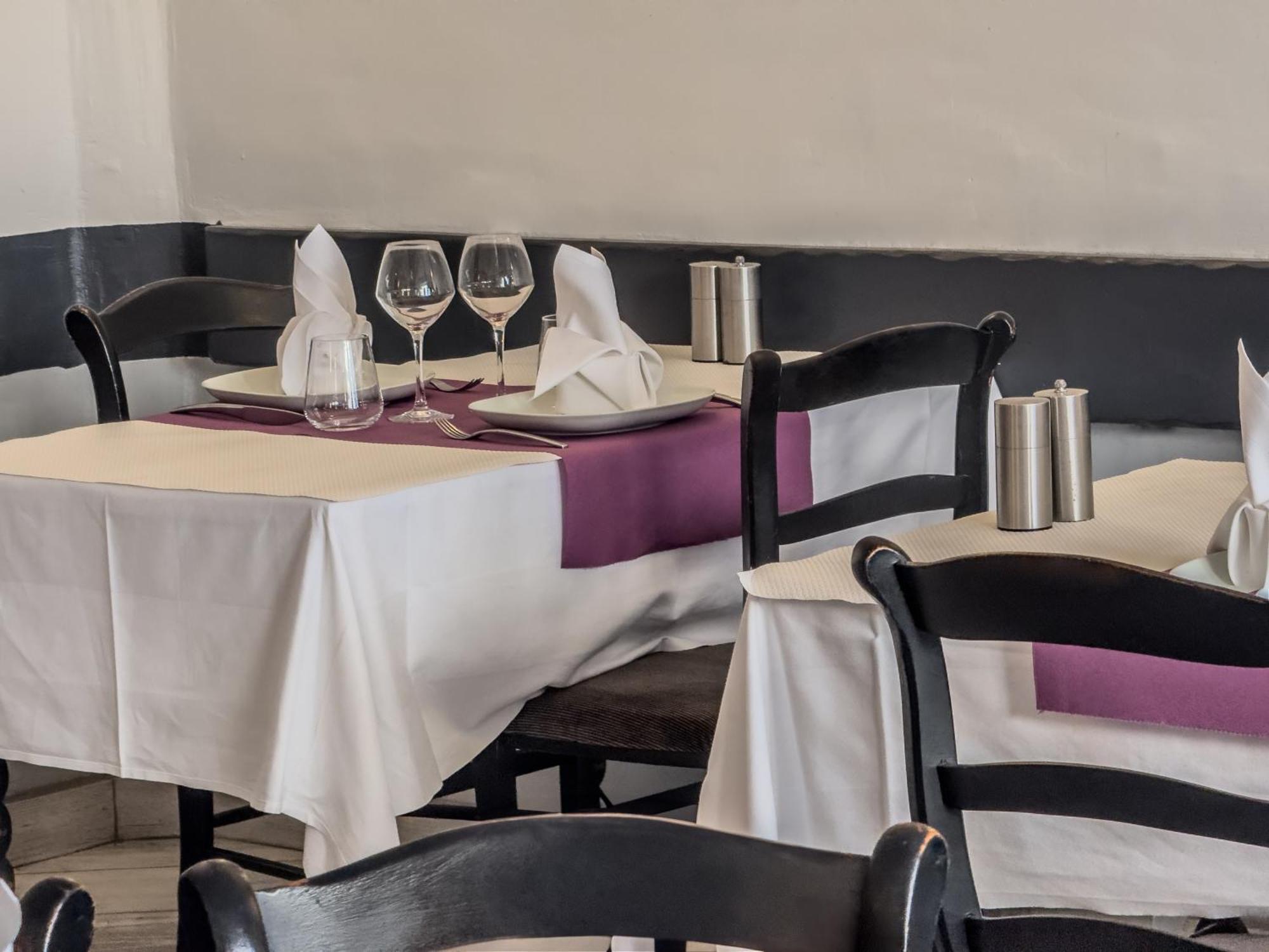 Logis Hotel Les Chardons Bleus Restaurant Le Bistrot De La Mer Roscoff Exteriör bild